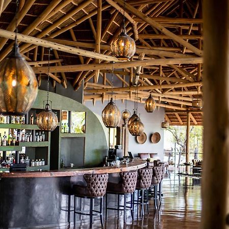 אוקאוקוג'ו Etosha Oberland Lodge מראה חיצוני תמונה