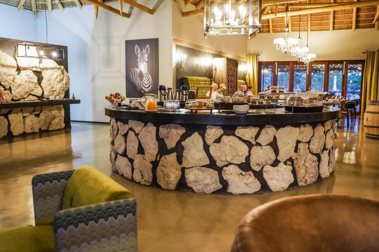 אוקאוקוג'ו Etosha Oberland Lodge מראה חיצוני תמונה
