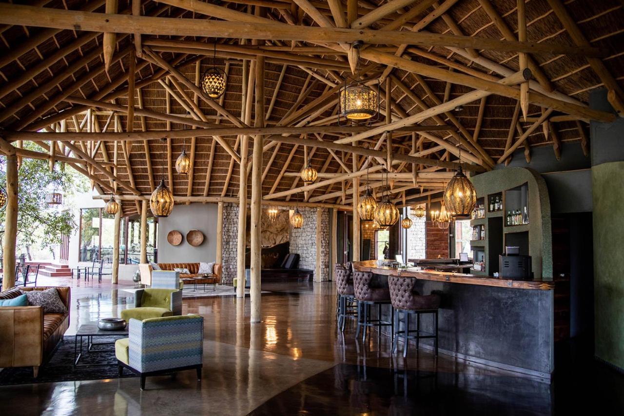 אוקאוקוג'ו Etosha Oberland Lodge מראה חיצוני תמונה